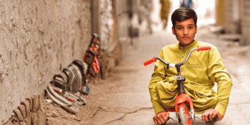 Sohail struggles to walk