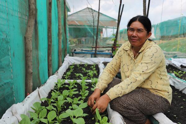 Woman with floating garden