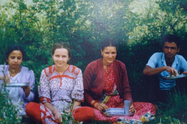 1986, lunchtime at cheli beti